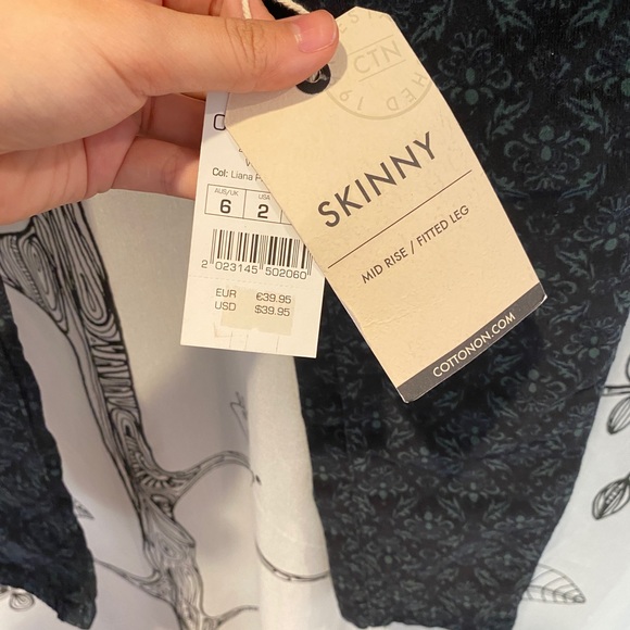 Cotton On Skinny Jeans (sz 2) - Picture 5 of 5